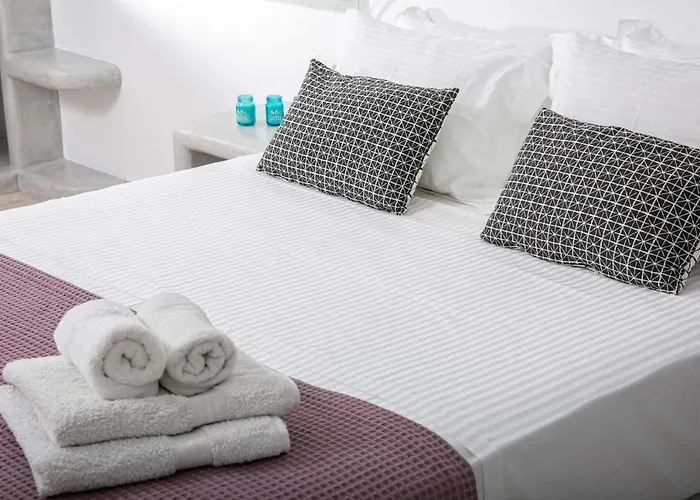 Sensia Luxury With Hot Tub