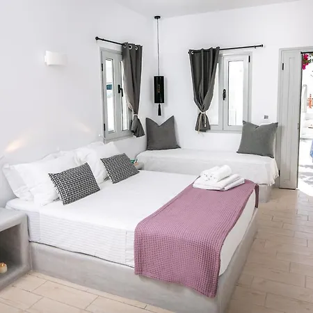 Sensia Luxury With Hot Tub Apartmán *