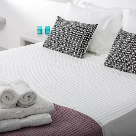 Sensia Luxury With Hot Tub