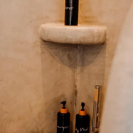 Sensia Luxury With Hot Tub Διαμέρισμα